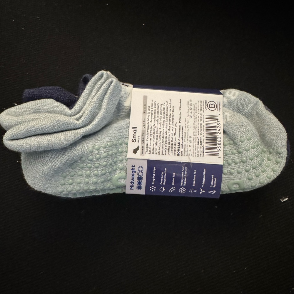 Bombas Women’s Gripper Ankle Socks- 4 pack - Picture 2 of 4